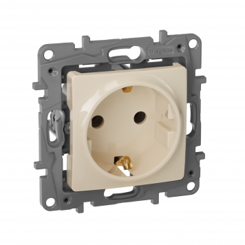 ETIKA Роз. с з/к без з/ш 16А сл. кость